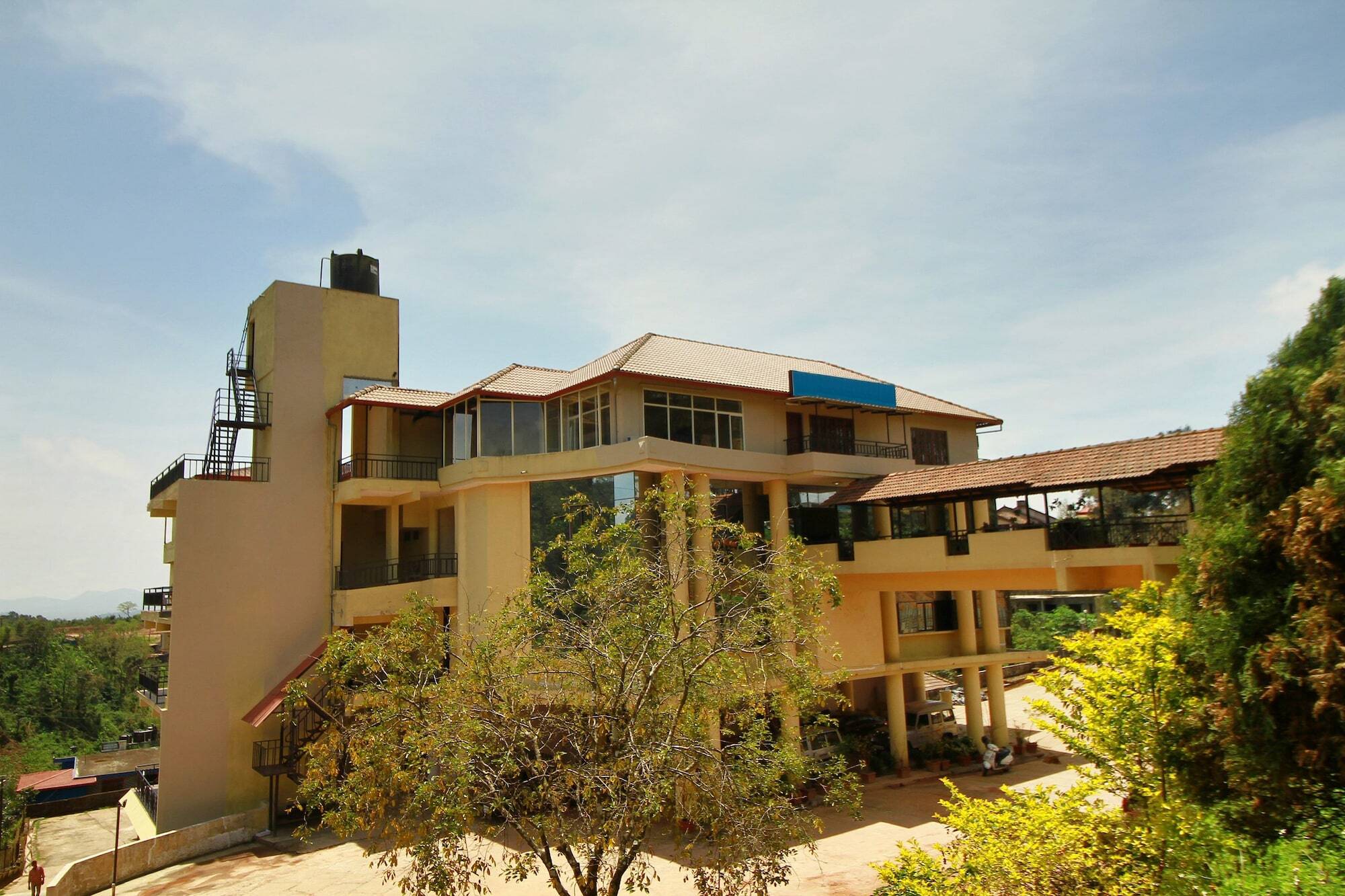 Oyo 17387 Hilldale Resorts Madikeri Exterior photo